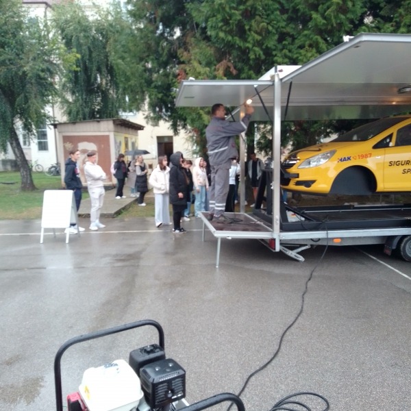 ” KLIK - sigurnosni pojas ” - edukativni program prometne preventive